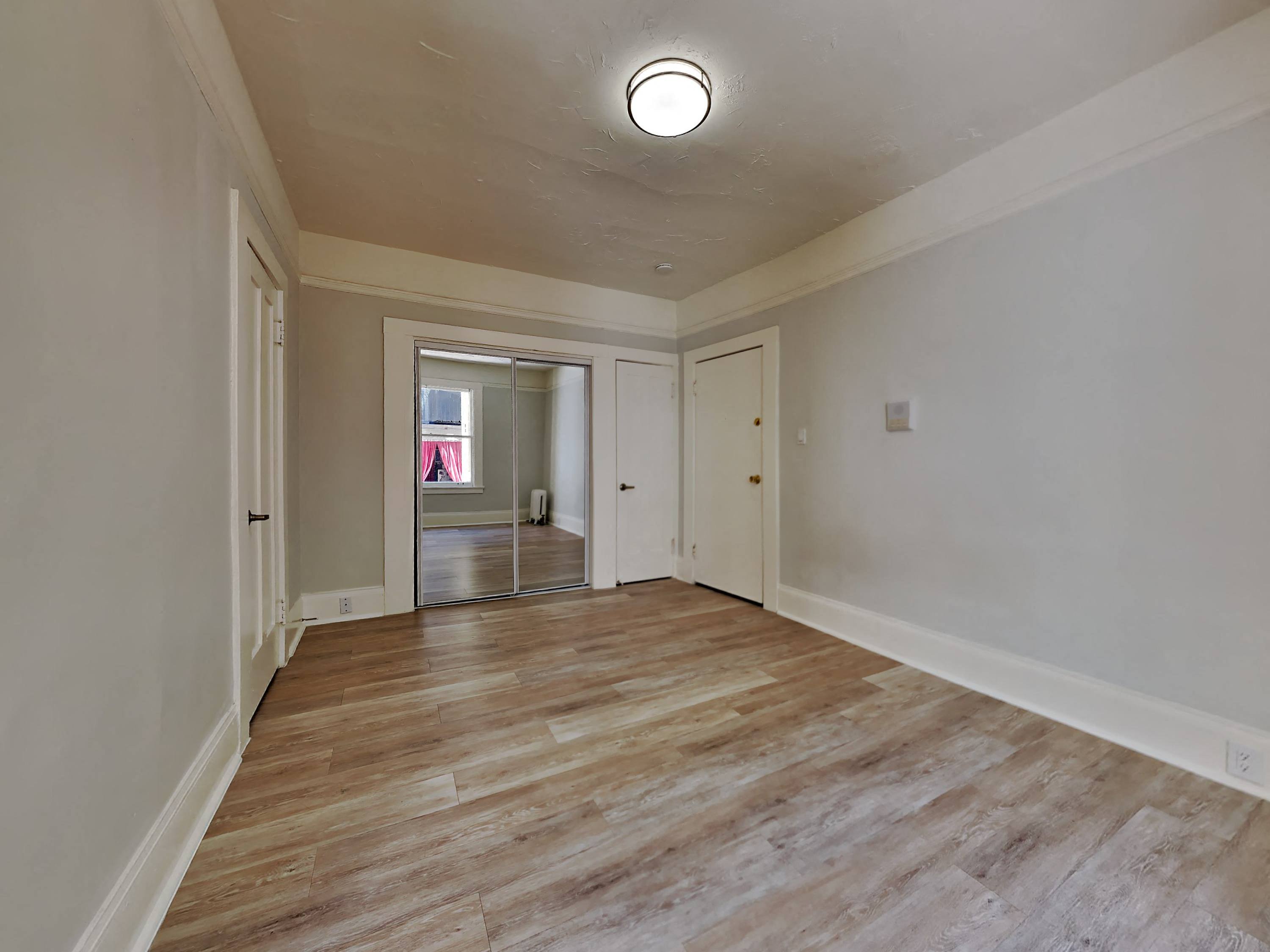 381 Turk St. photo 2